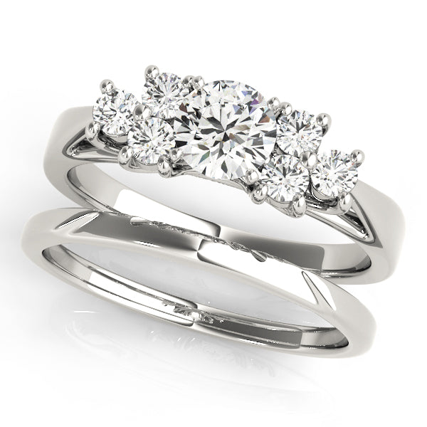 ENGAGEMENT RINGS CLUSTER SIDES - Image 5