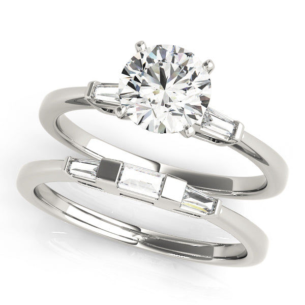 ENGAGEMENT RINGS 3 STONE BAGUETTE - Image 7