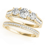 ENGAGEMENT RINGS 3 STONE ROUND - Image 7