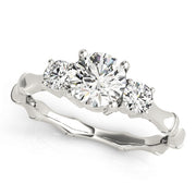 ENGAGEMENT RINGS 3 STONE ROUND - Image 2