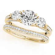 ENGAGEMENT RINGS 3 STONE ROUND - Image 9