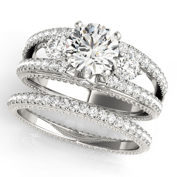 ENGAGEMENT RINGS 3 STONE ROUND - Image 5