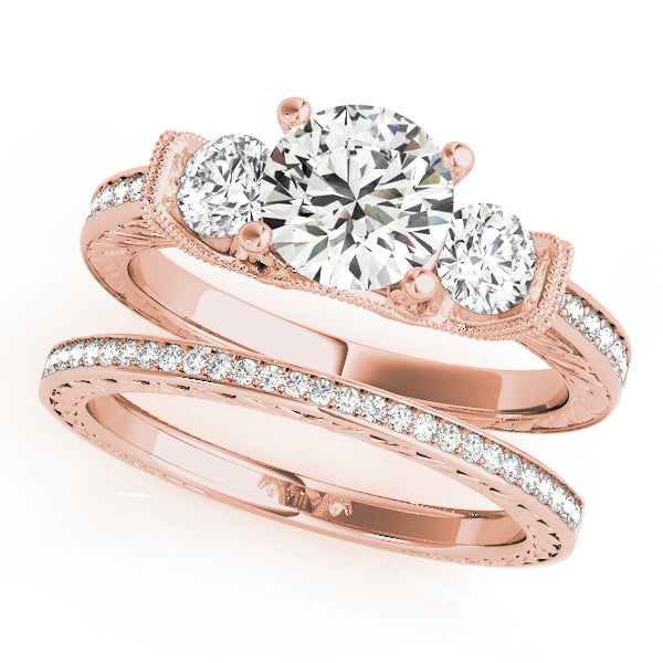 ENGAGEMENT RINGS 3 STONE ROUND - Image 7