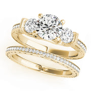 ENGAGEMENT RINGS 3 STONE ROUND - Image 9
