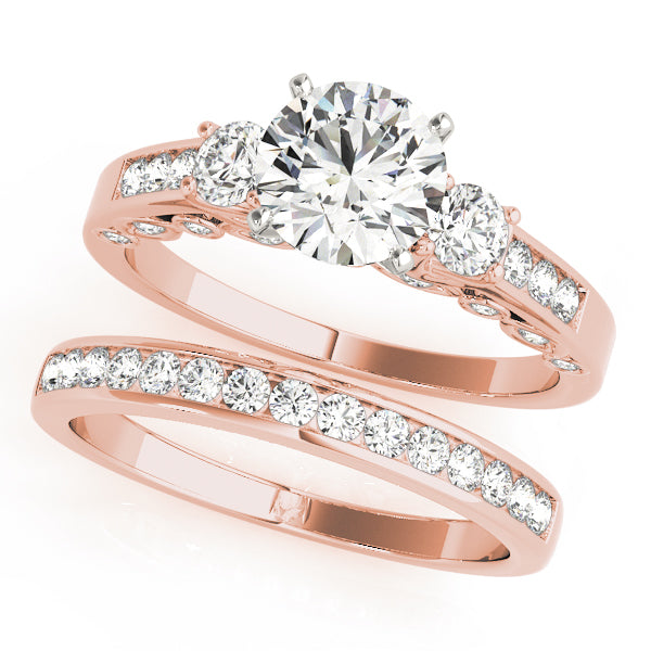 ENGAGEMENT RINGS 3 STONE ROUND - Image 6