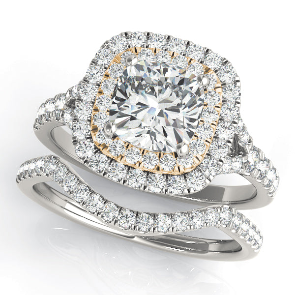 CUSHION HALO ENGAGEMENT RING - Image 4