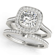 ENGAGEMENT RINGS HALO CUSHION - Image 3
