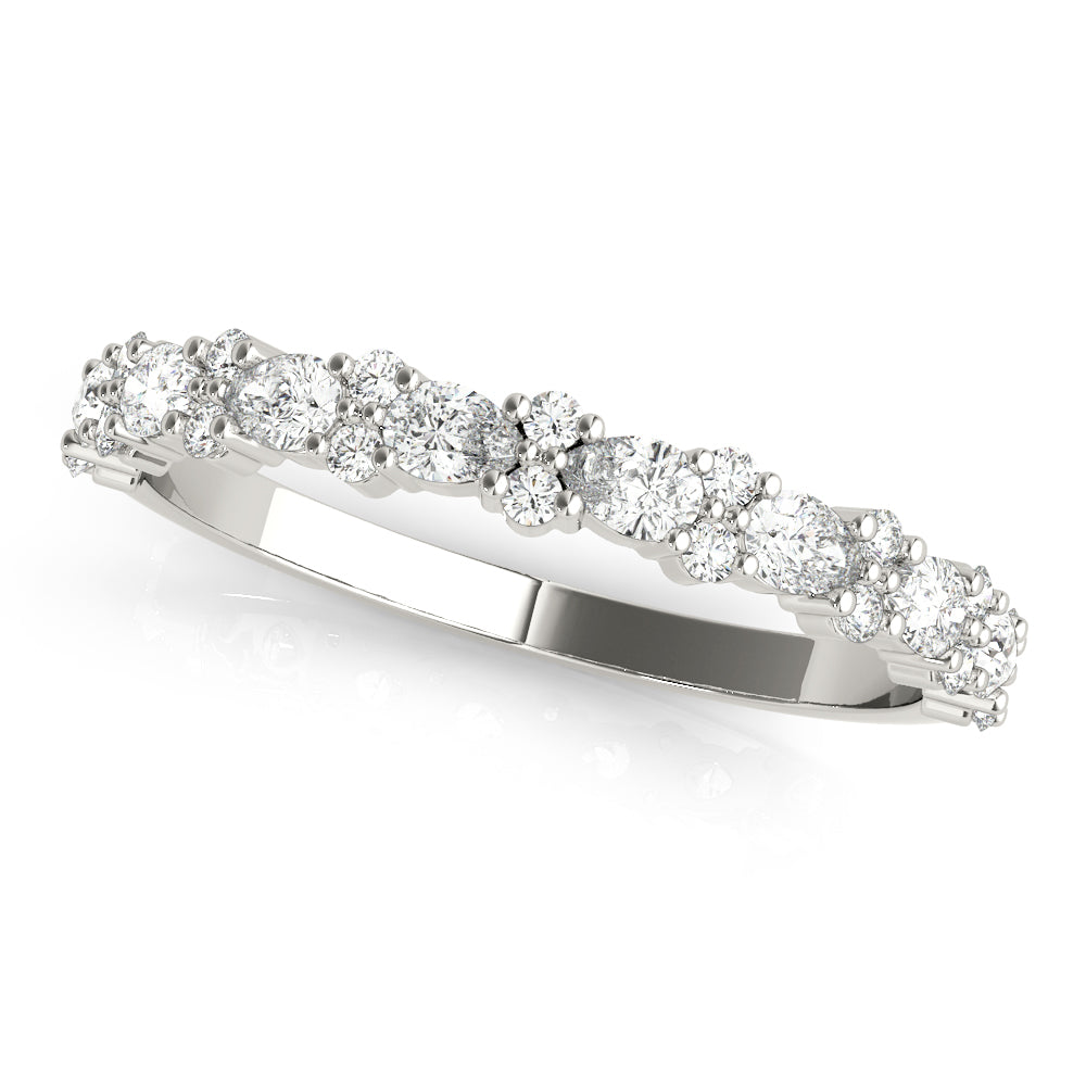 Classic Wedding Band Ring with 3/4 Carat Total Weight Diamonds in G-H Color and SI1-SI2 Clarity