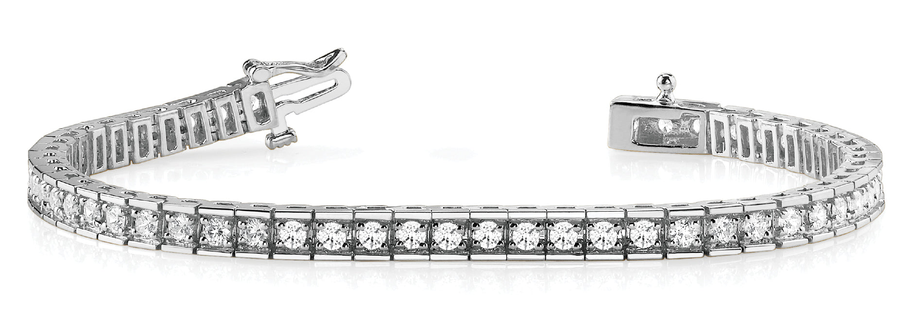 Elegant Prong-Set Diamond Bracelet with 4.8 Carat Total Weight in G-H SI1-SI2 Quality