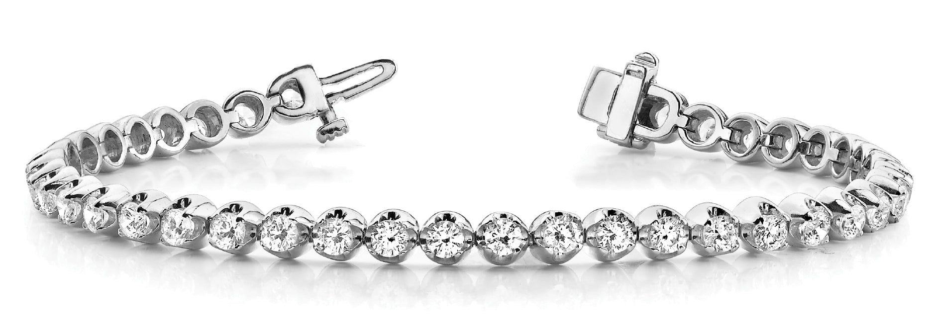 Elegant Illusion Line Bracelet with 4 Carat Total Weight Diamonds in G-H Color, SI1-SI2 Clarity