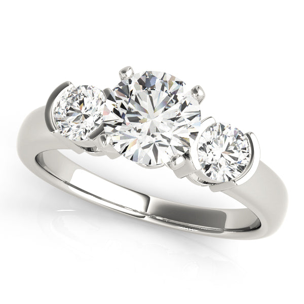 Engagement Rings/3 Stone/Round