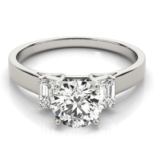 ENGAGEMENT RINGS 3 STONE OVAL - Image 7