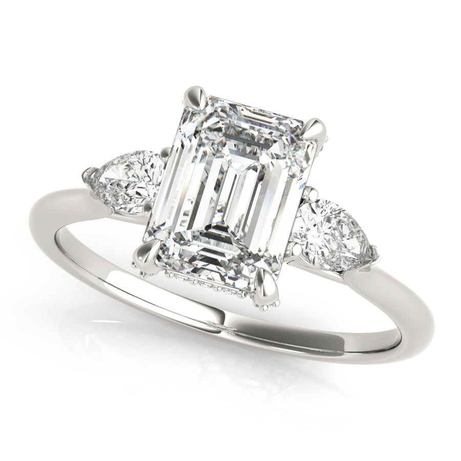 Engagement Rings/Fancy Shape Melee/Pear
