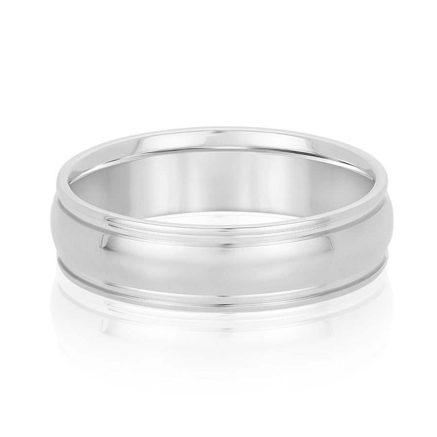 Classic 8 Millimeter Men's Wedding Band in Polished Finish, Comfort Fit